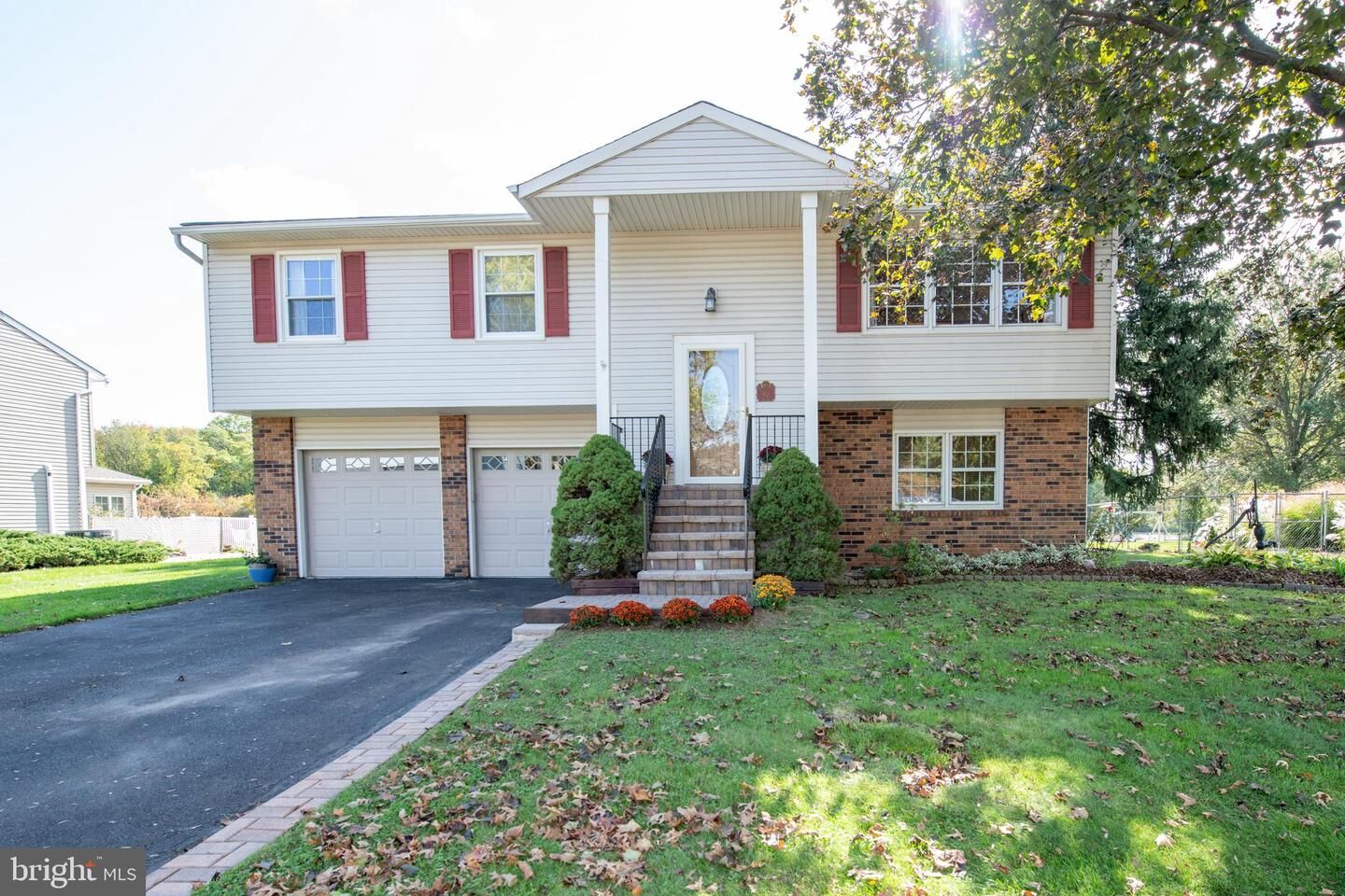 Property Photo: 92 Martha Drive PA 19054