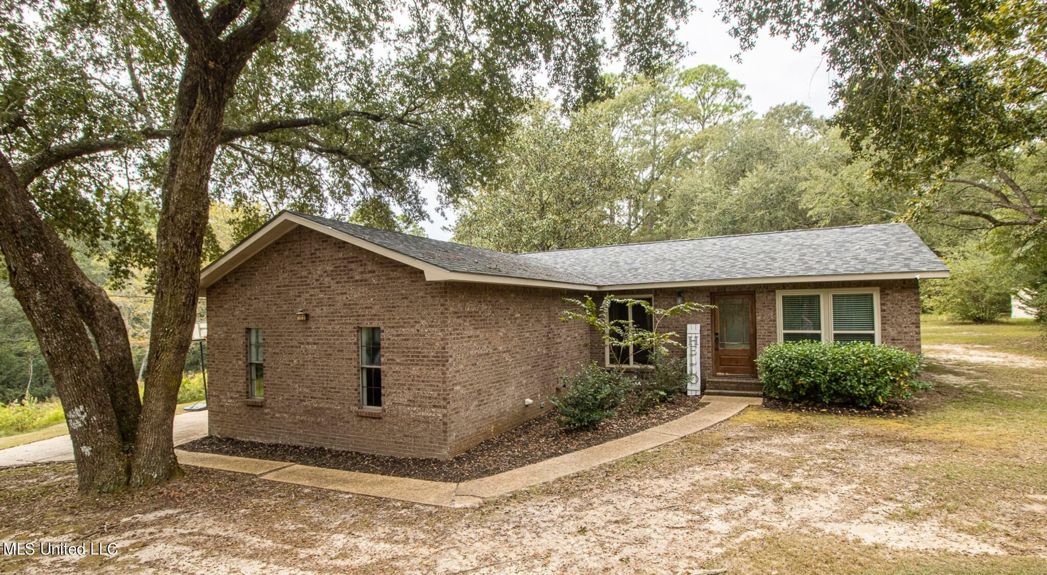 16801 W Spring Lake Drive  Vancleave MS 39565 photo