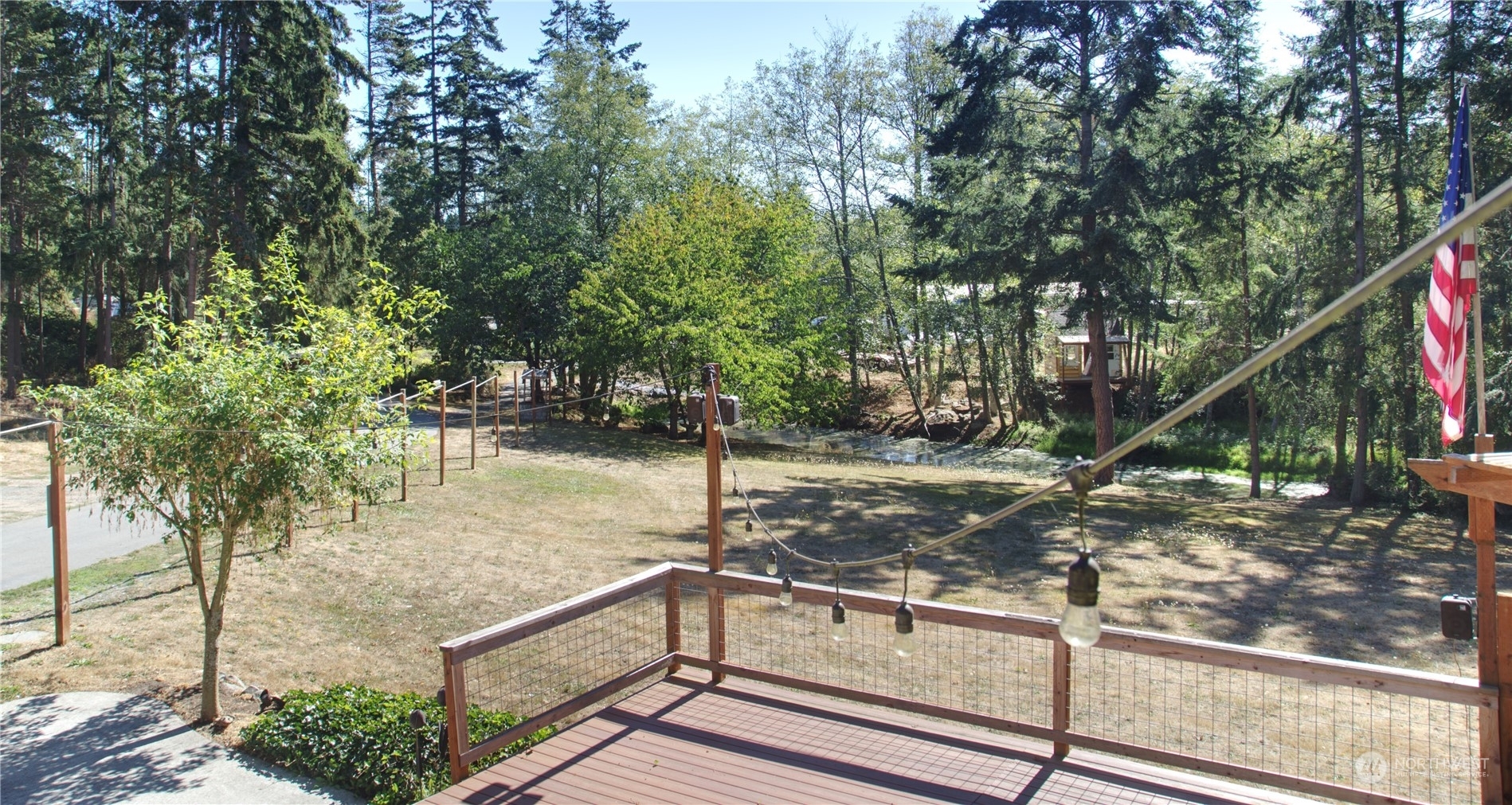 Property Photo:  211 Moonstone Place  WA 98277 