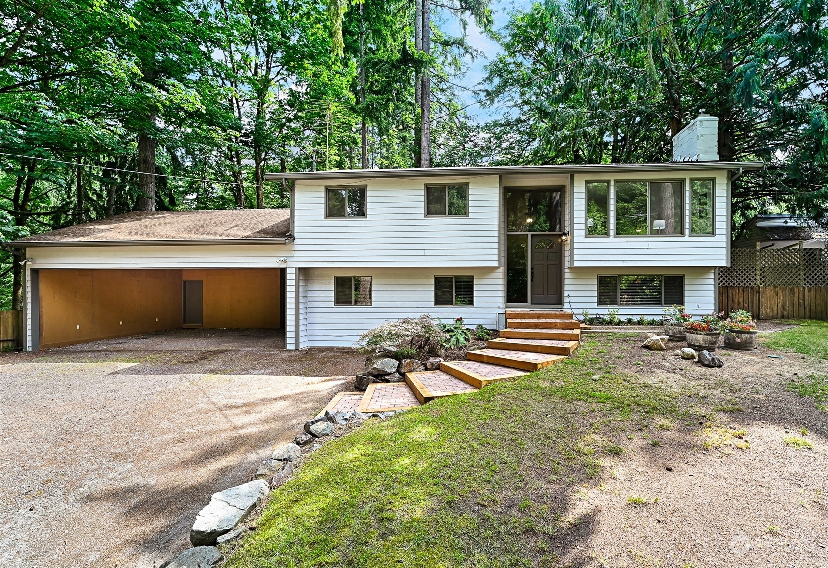 Property Photo: 16610 212th Avenue NE WA 98077