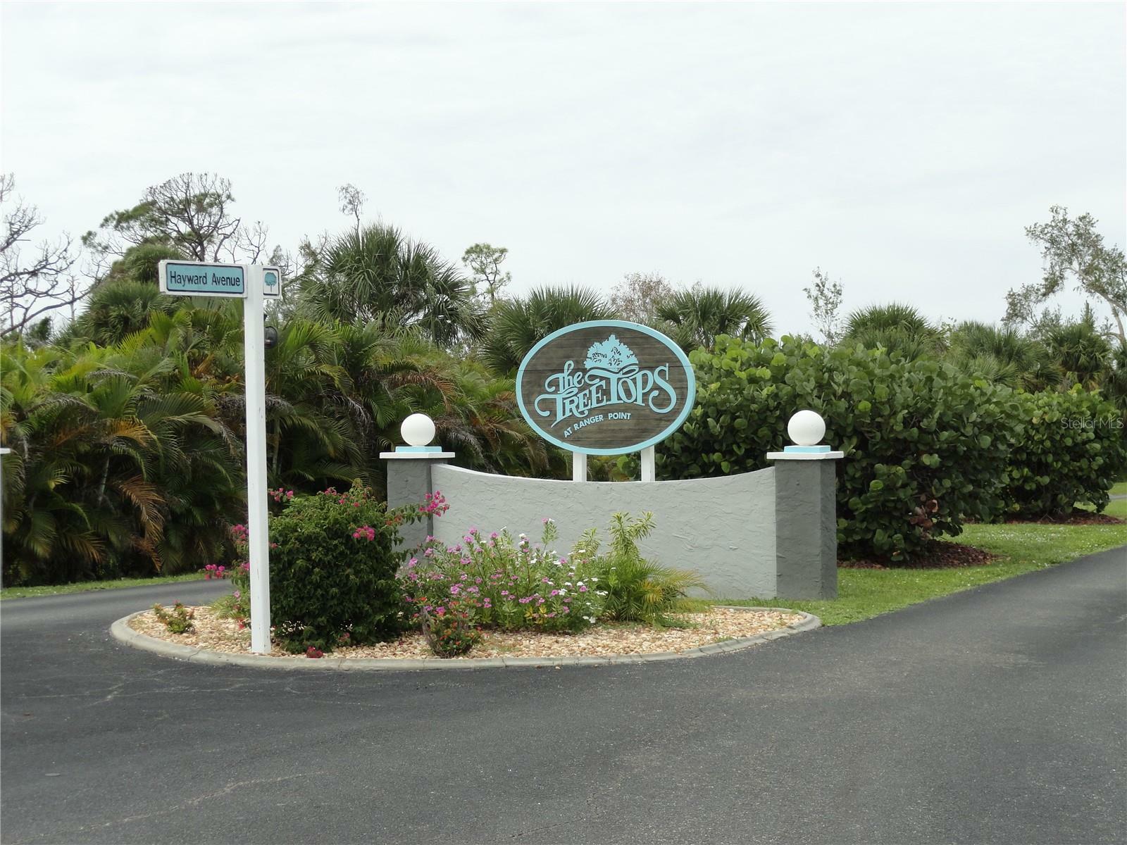 Property Photo:  4250 Tree Tops Drive  FL 33953 