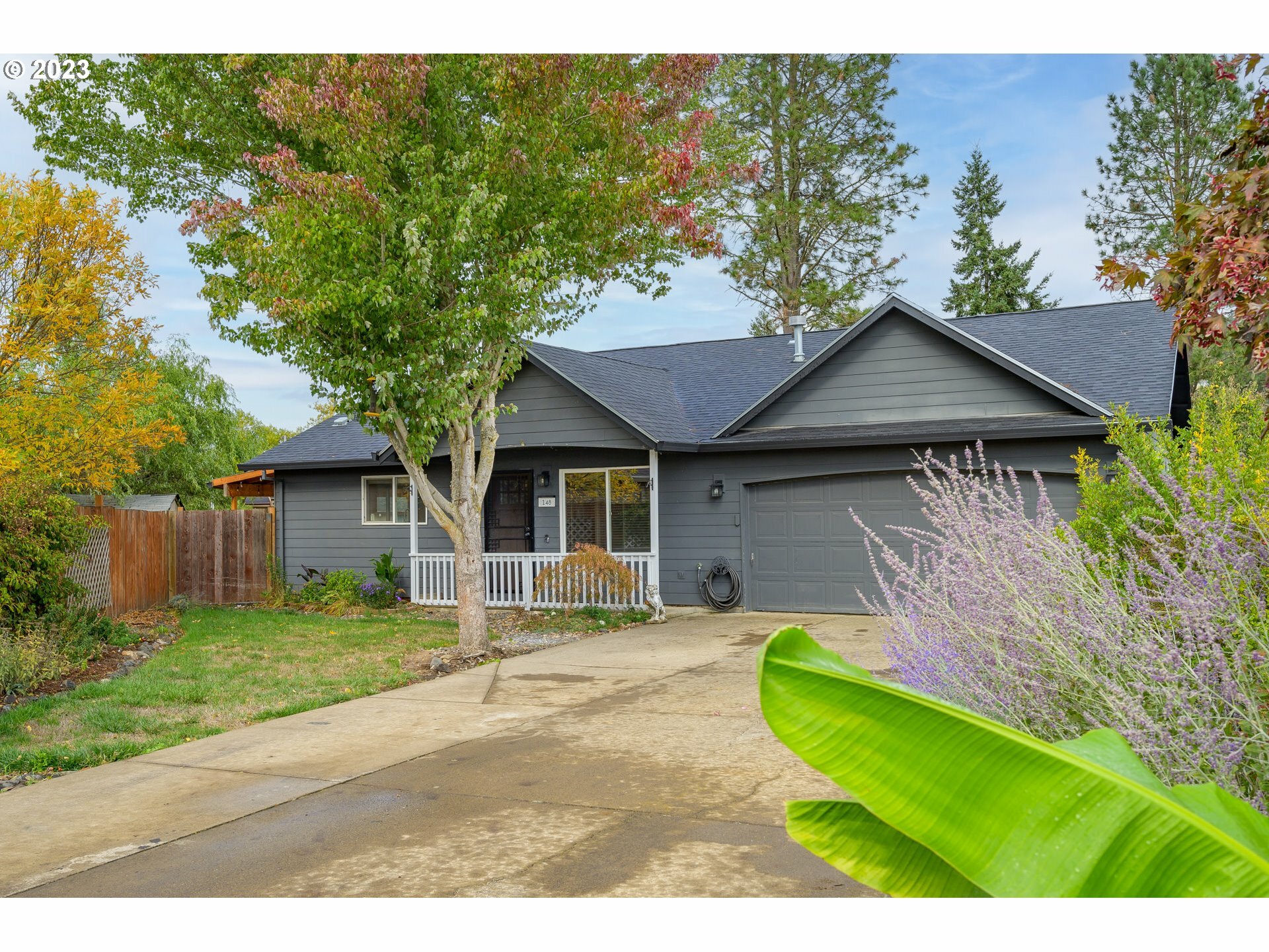 Property Photo: 148 Getchell Ct OR 97101