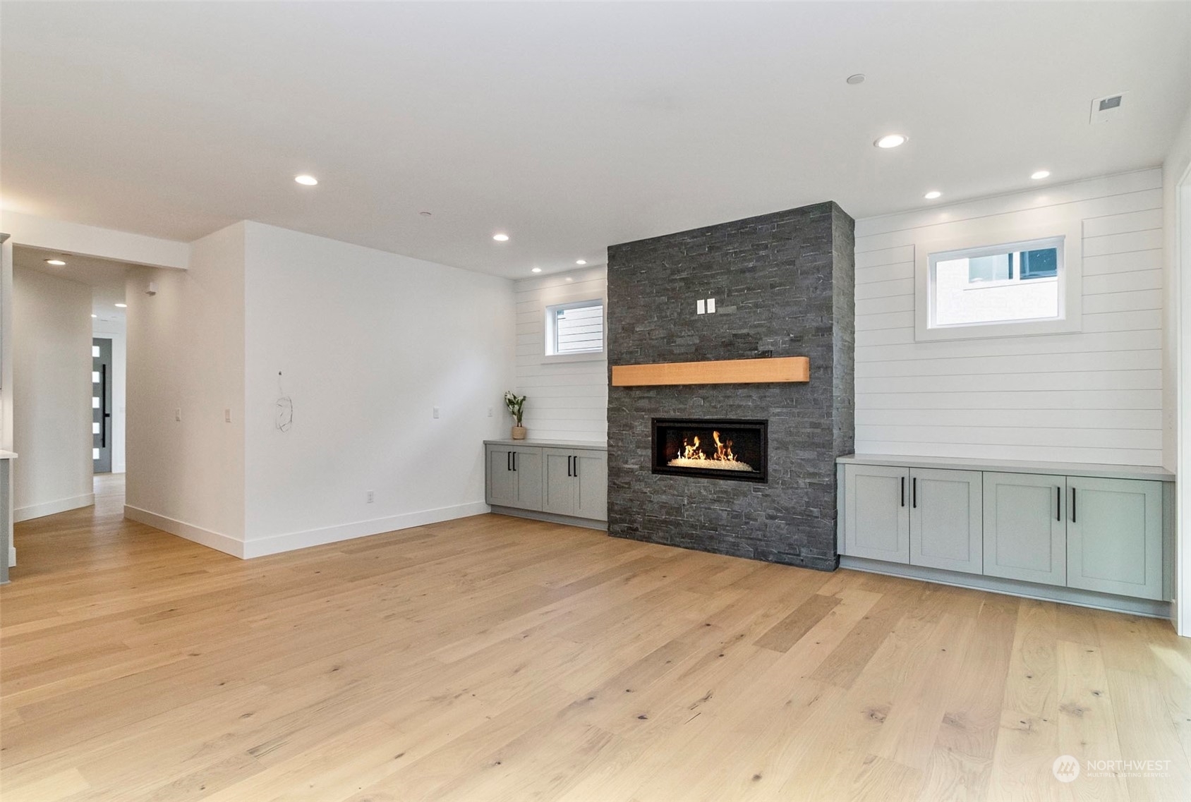 Property Photo: 19024 16th Avenue NE WA 98155