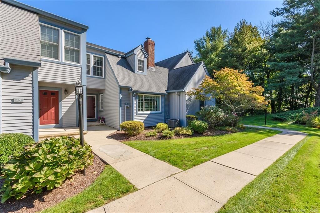 Property Photo: 47 Blackmount Lane 47 CT 06825