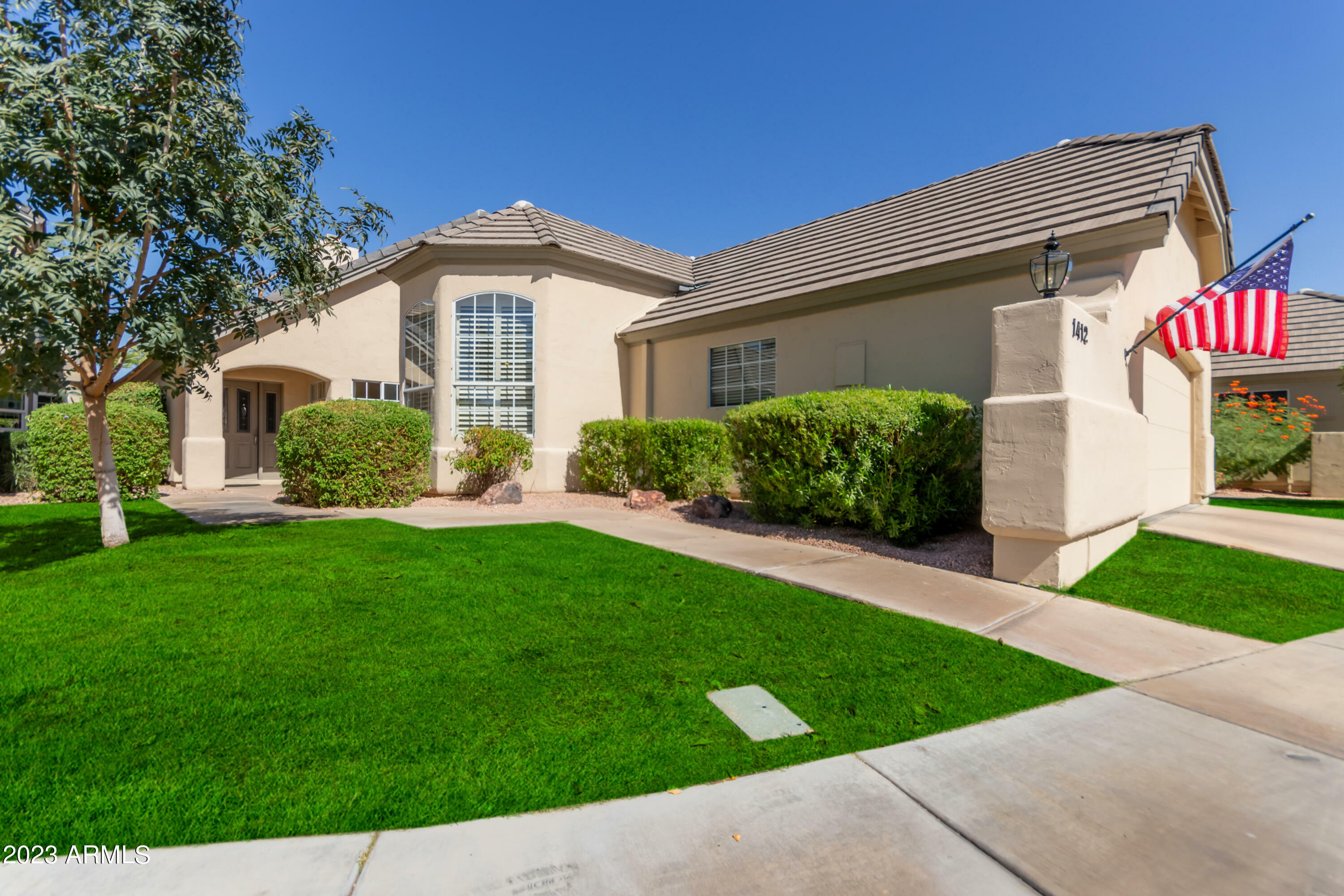 Property Photo:  1412 E Marshall Avenue  AZ 85014 