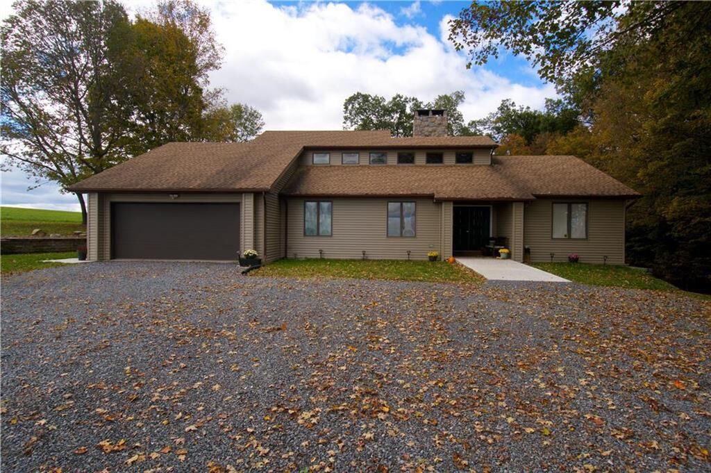Property Photo:  7824 Franklin Hill Road  PA 18013 