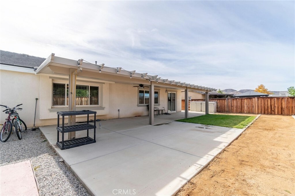 Property Photo: 298 Gilia Street CA 92543