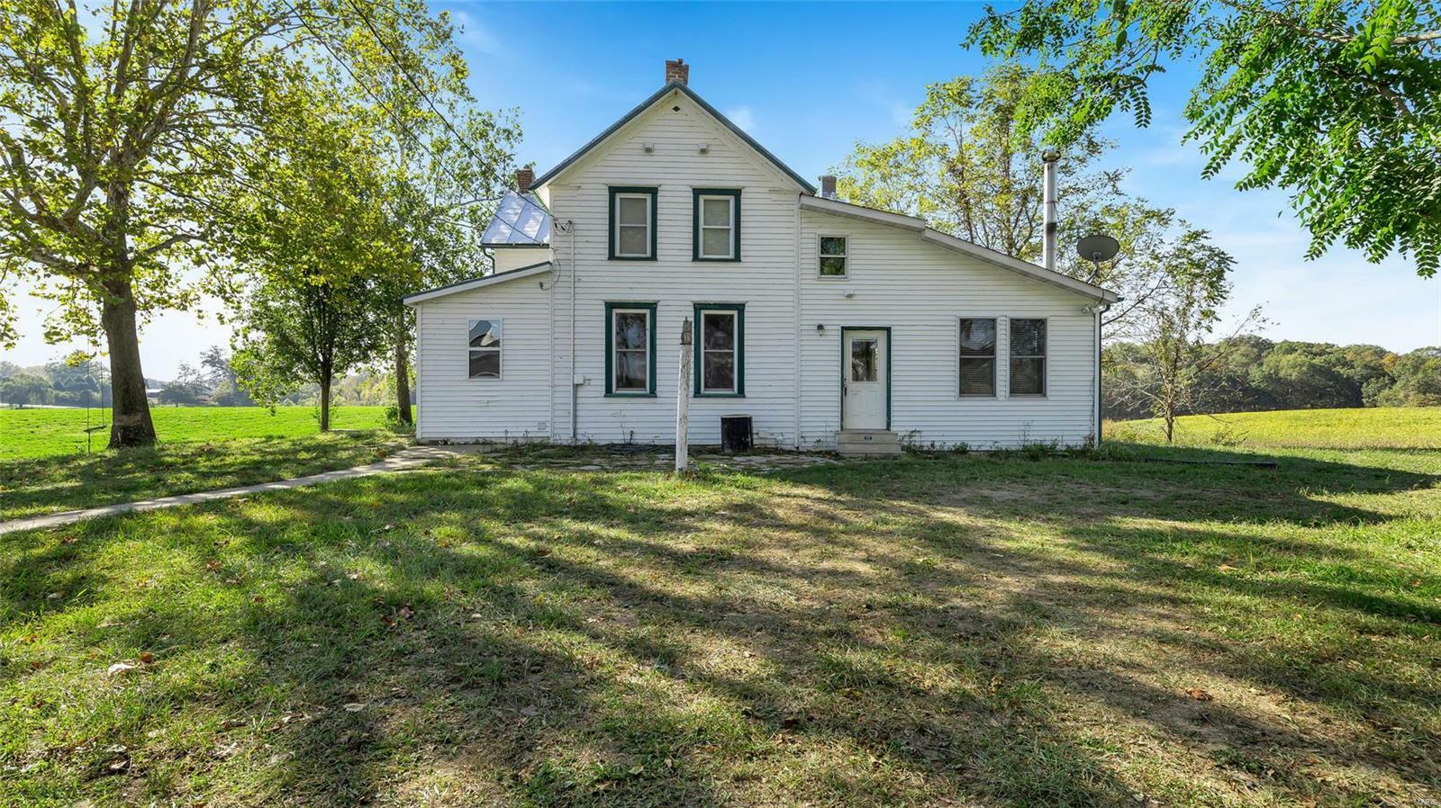 Property Photo:  6773 Ll Road  IL 62278 