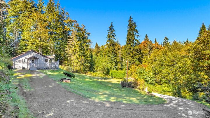 3 bed Monroe home for sale 27702 175th Place SE, Monroe, WA 98272