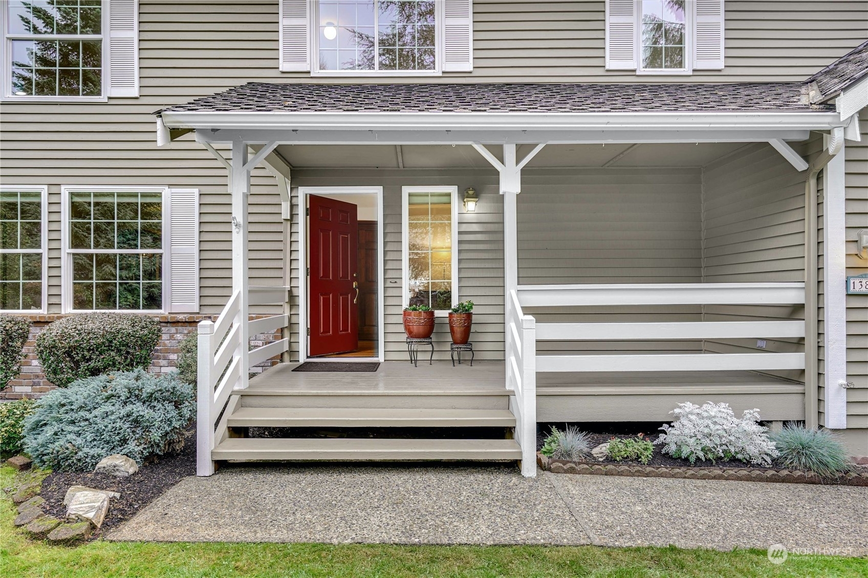 Property Photo: 13822 175th Place NE WA 98052