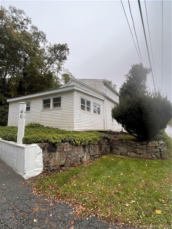 Property Photo: 40 Warwick Road CT 06812
