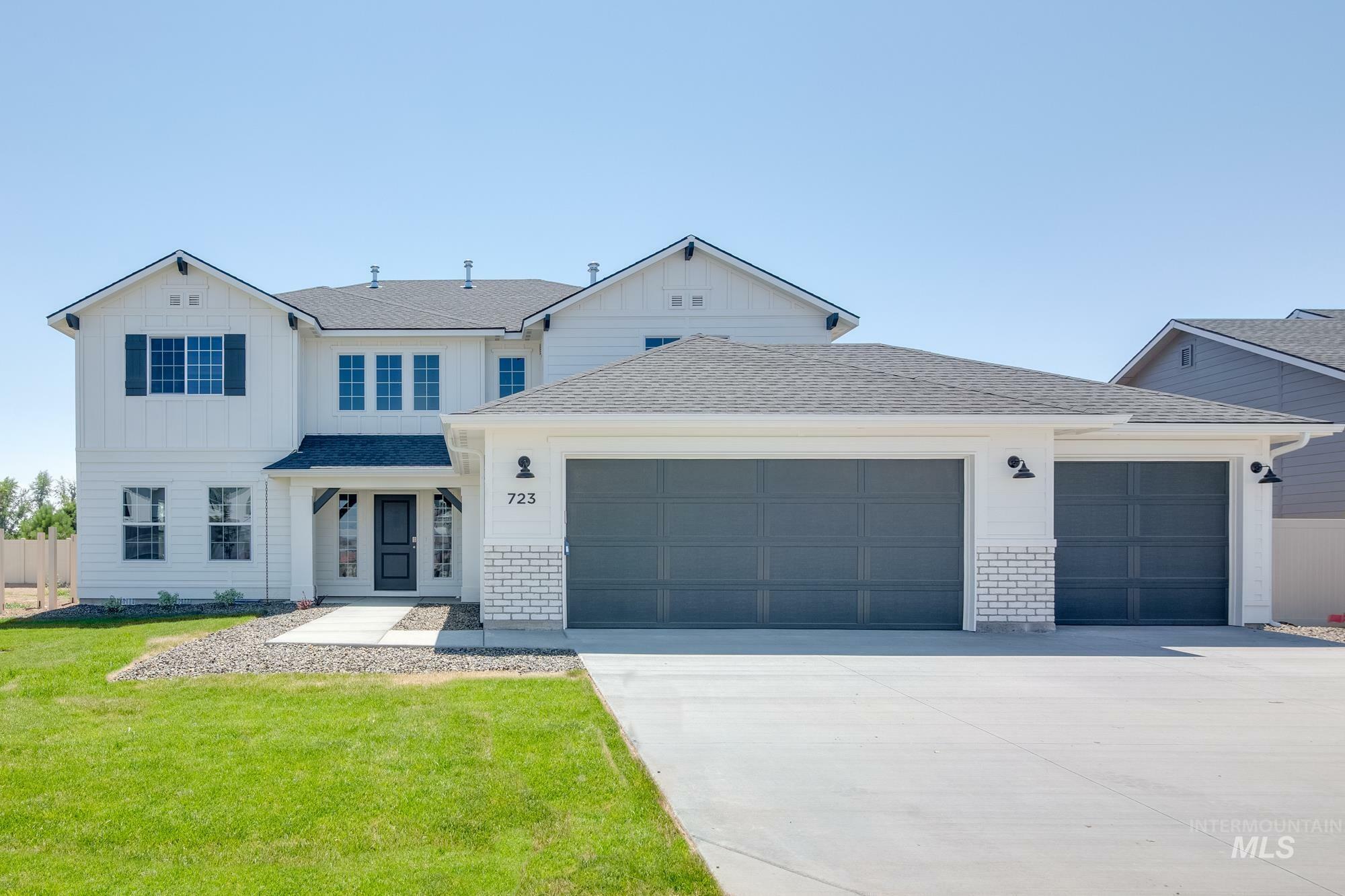 Property Photo: 4904 Rose Gold St ID 83605