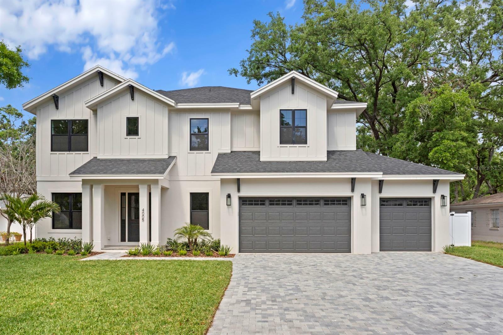 Property Photo: 4005 W San Rafael Street FL 33629