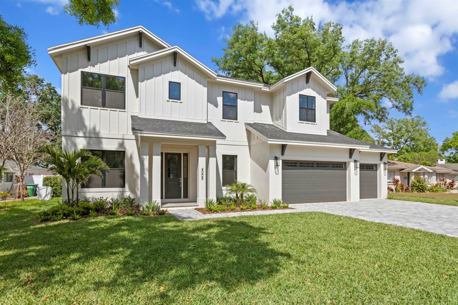 Property Photo: 4005 W San Rafael Street FL 33629