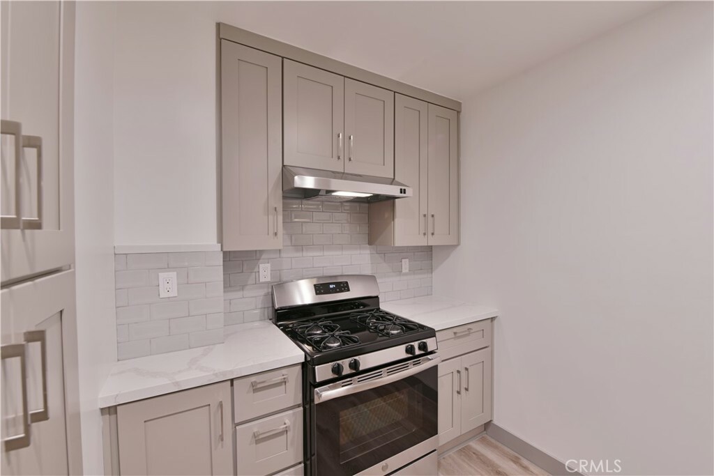 Property Photo:  1408 Barry Avenue 103  CA 90025 