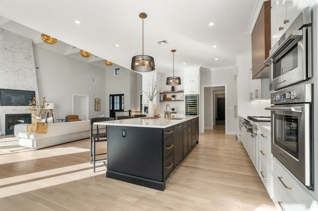 Property Photo: 37 Winchester Drive MA 02420