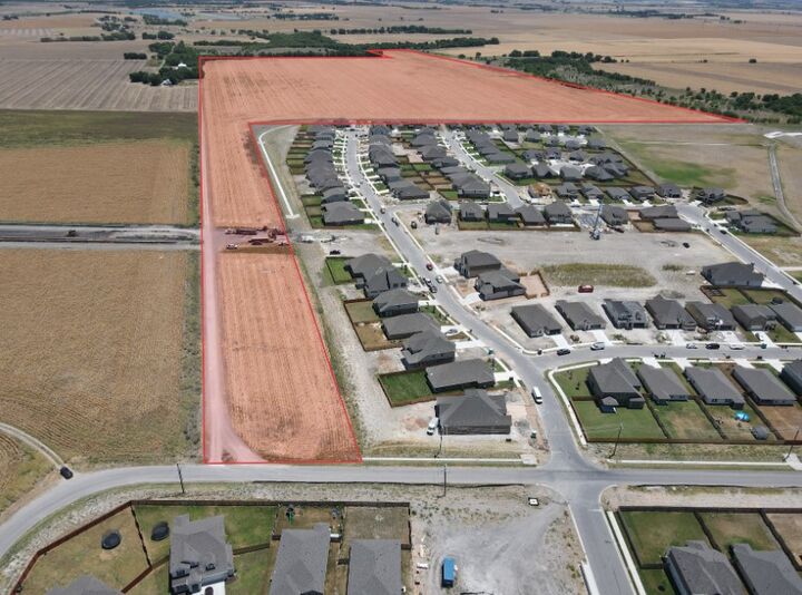 Property Photo: 0 Cr 132 TX 78634