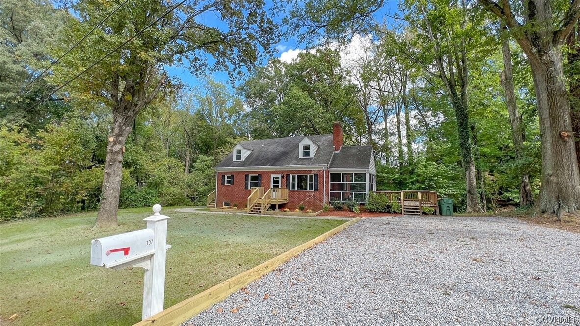 Property Photo:  107 Brooklawn Avenue  VA 23860 