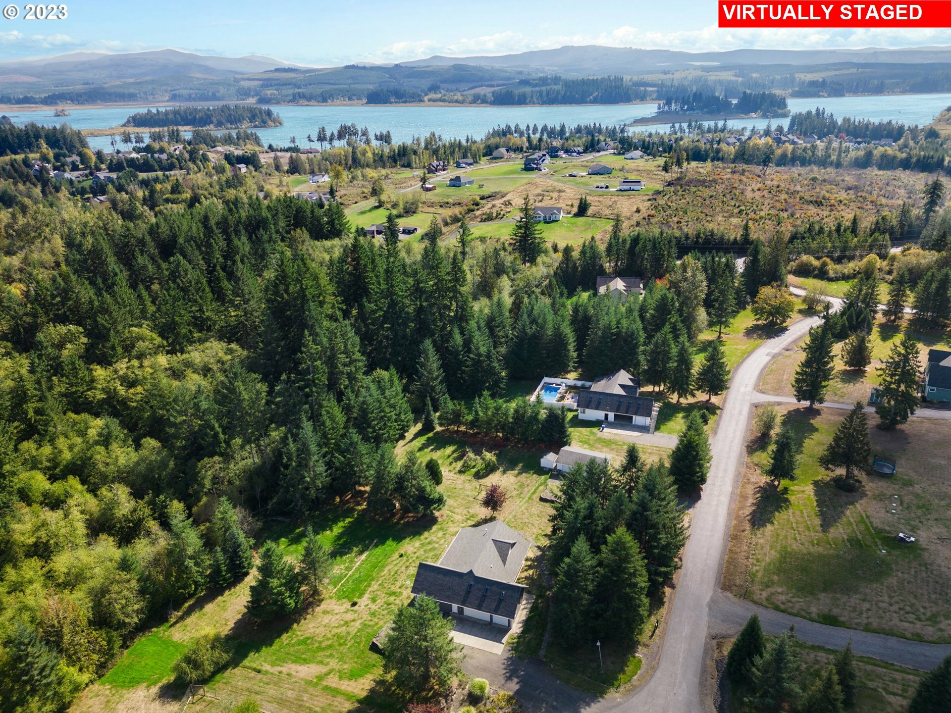 Property Photo:  146 Flagstone Dr  WA 98645 