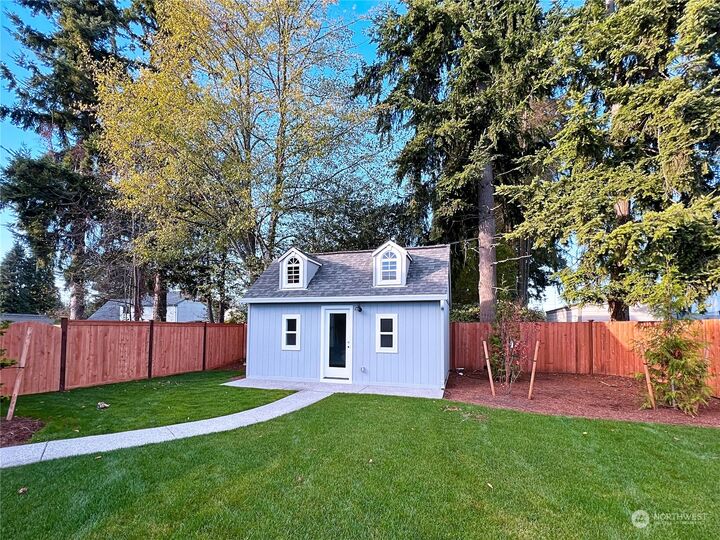 Property Photo:  103 179th Place SW  WA 98012 