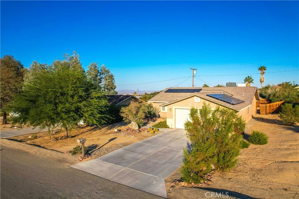 Property Photo:  6789 Copper Mountain Road  CA 92277 