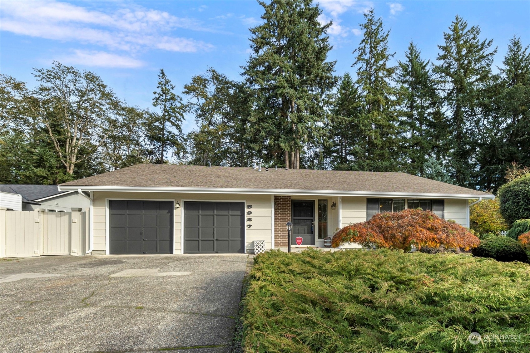 Property Photo:  5927 97th Avenue Ct W  WA 98467 