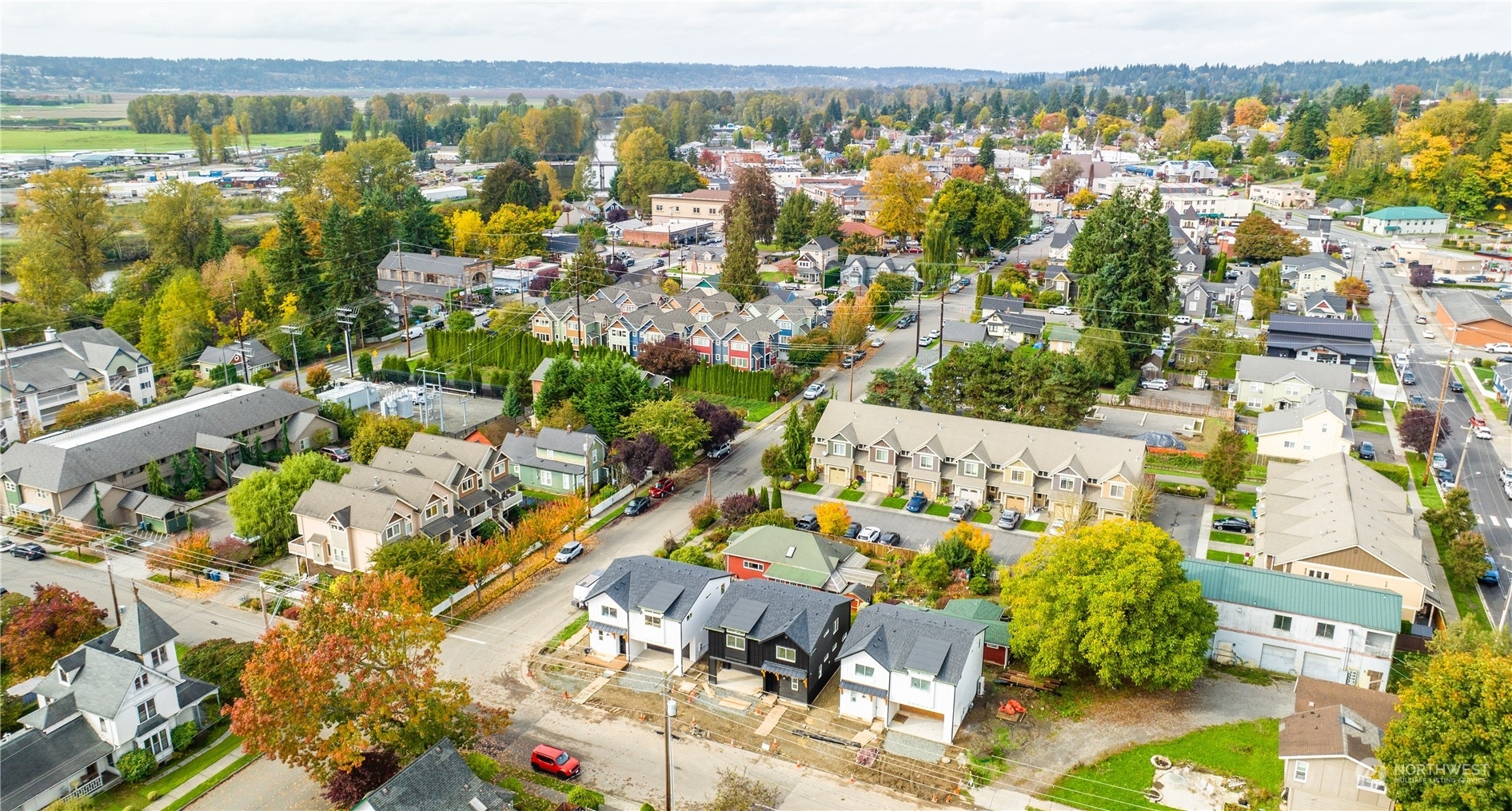 Property Photo: 120 Willow Avenue 2 WA 98290
