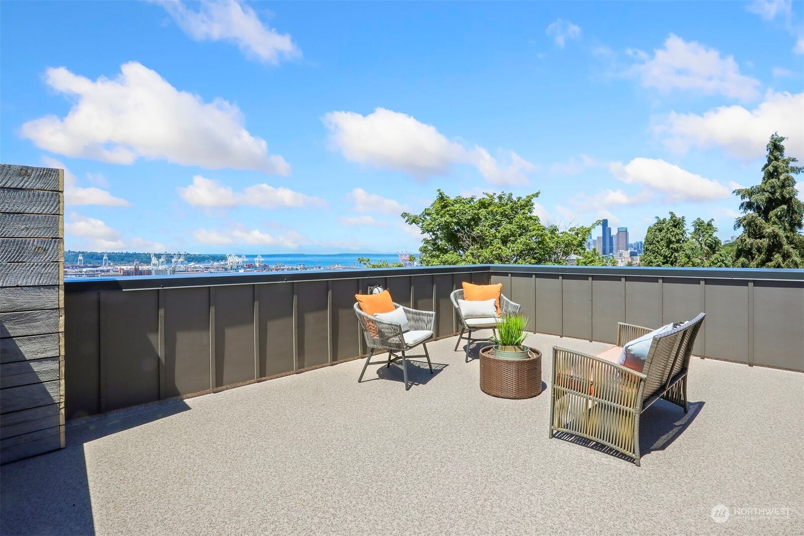 Property Photo: 2707 13th Avenue S A WA 98144
