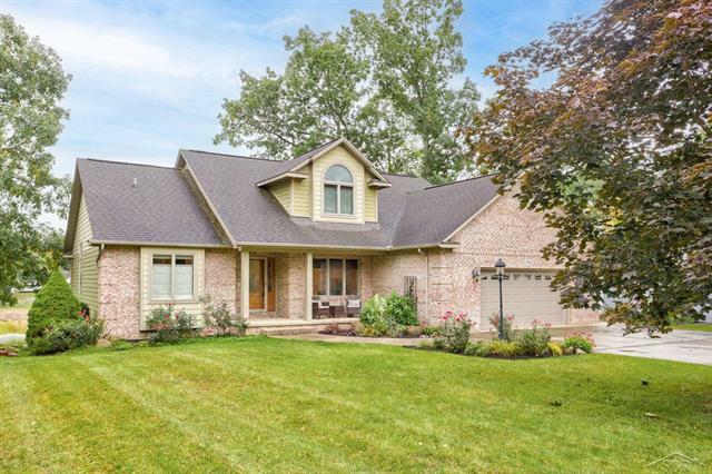 Property Photo:  3791 Oakridge Drive  MI 48612 