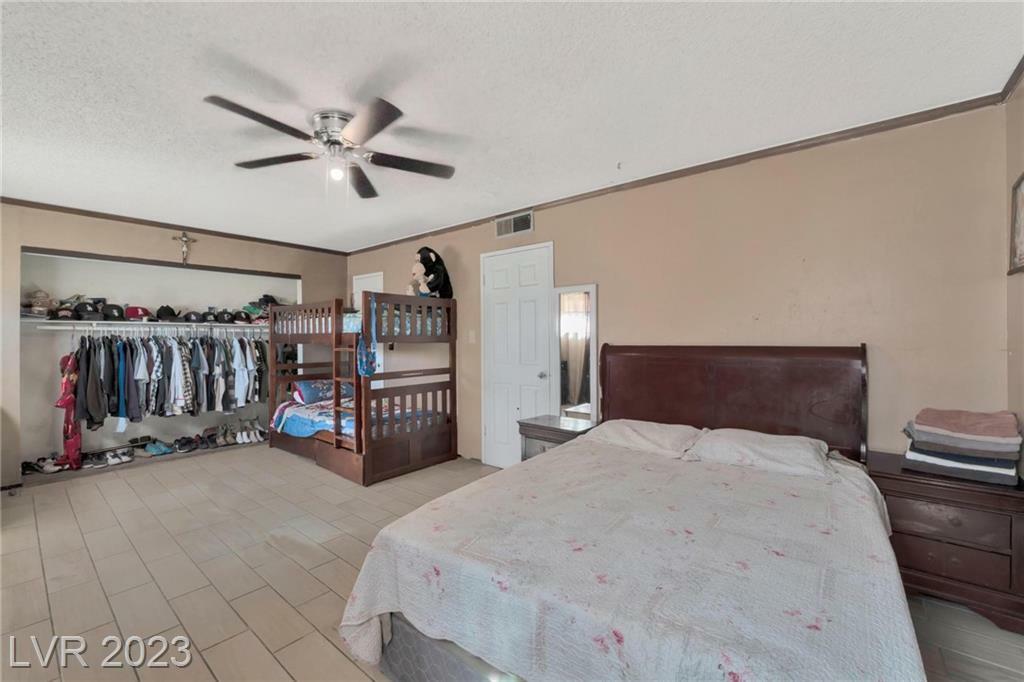 Property Photo: 1872 Renada Circle NV 89030