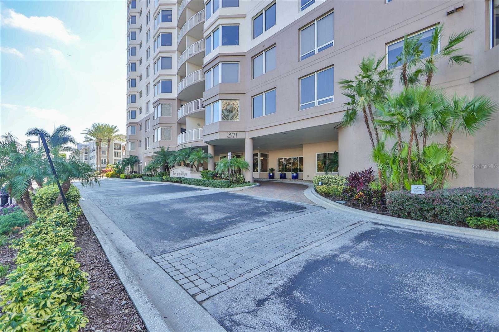 Property Photo: 371 Channelside Walk Way 504 FL 33602