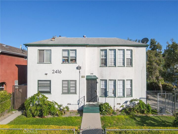 Property Photo:  2416 S Ridgeley Drive  CA 90016 