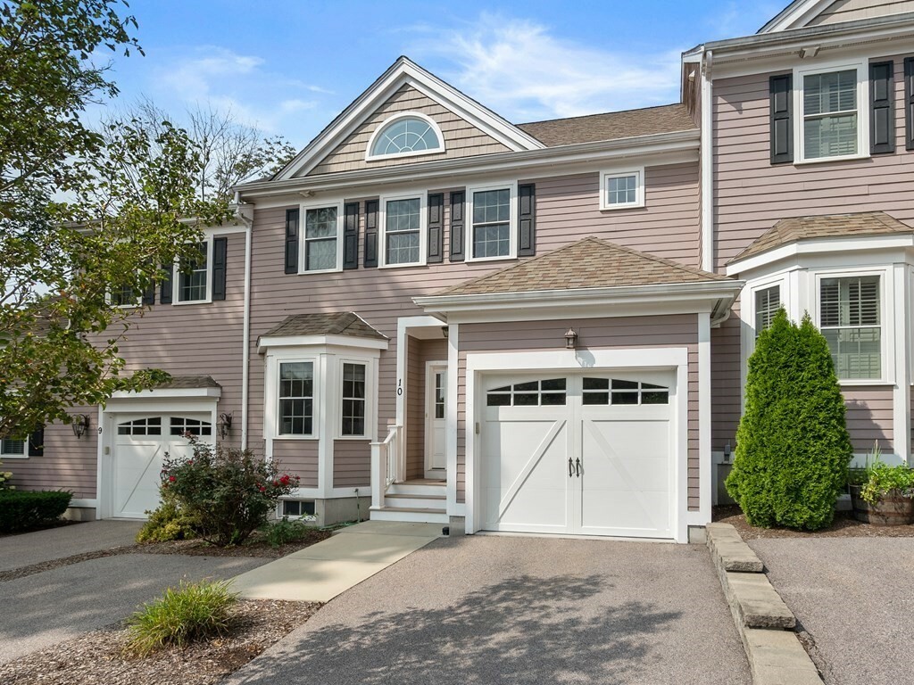 Property Photo:  10 Tilton Ct 10  MA 02081 