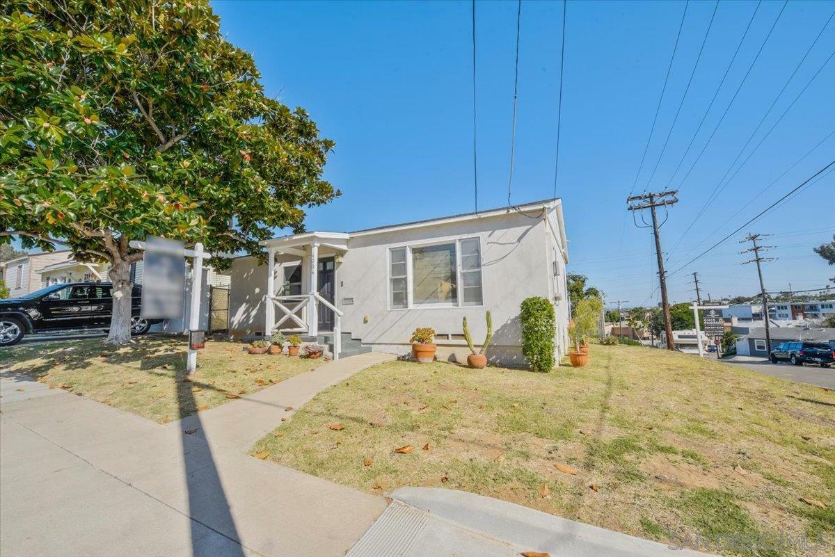 Property Photo:  4004 Tennyson St  CA 92107 