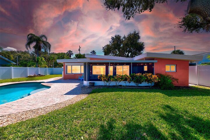 Property Photo:  2000 20th Avenue Parkway  FL 33785 