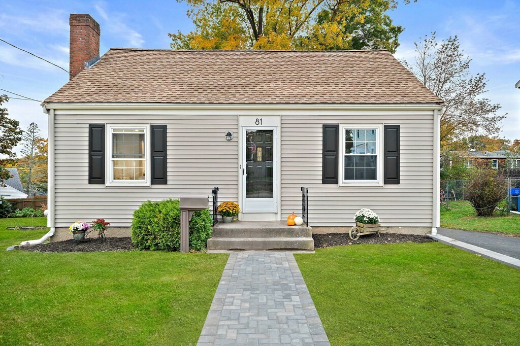 Property Photo:  81 Judson Rd  MA 02188 