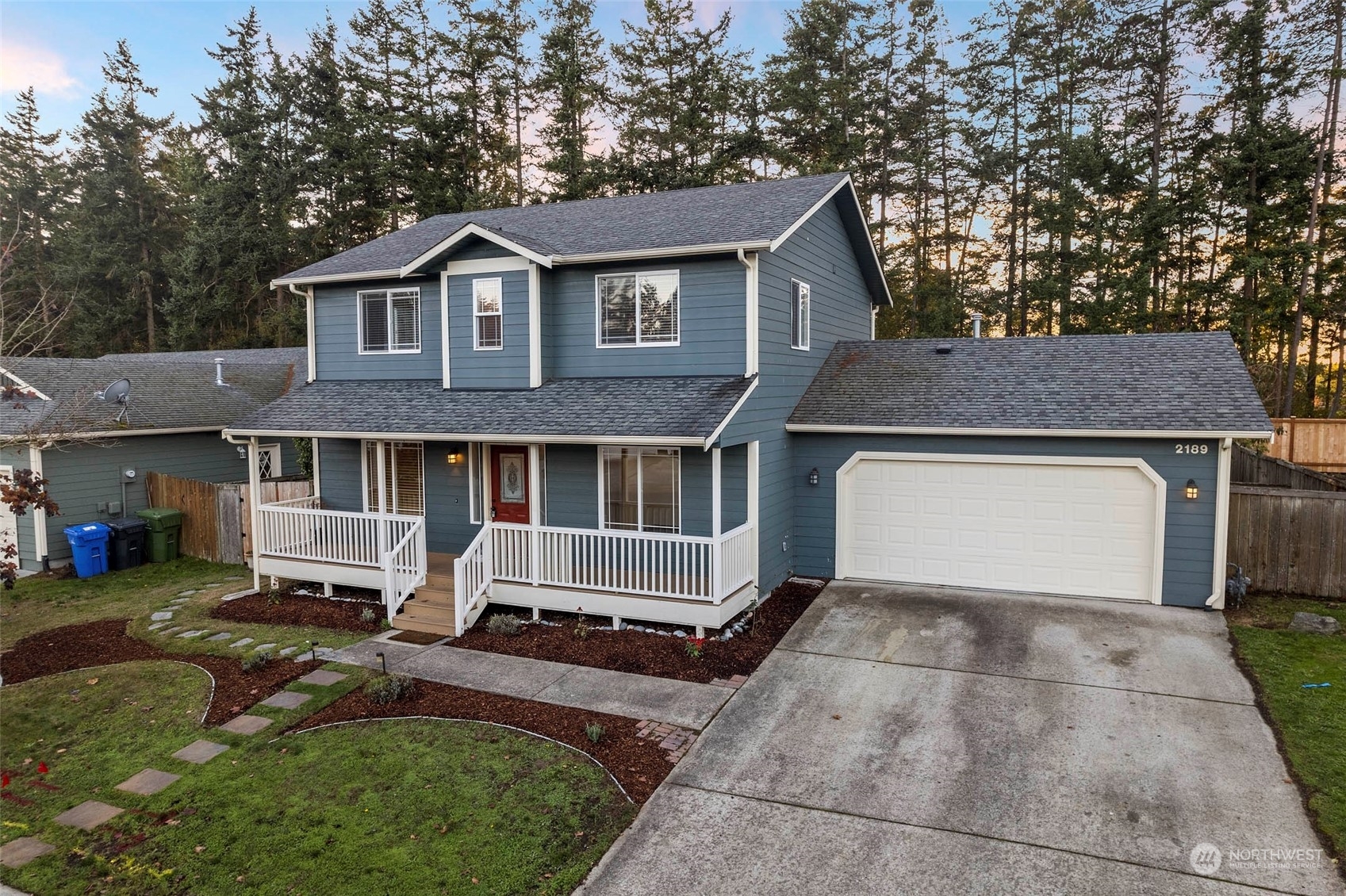 Property Photo:  2189 SW Rosario Place  WA 98277 