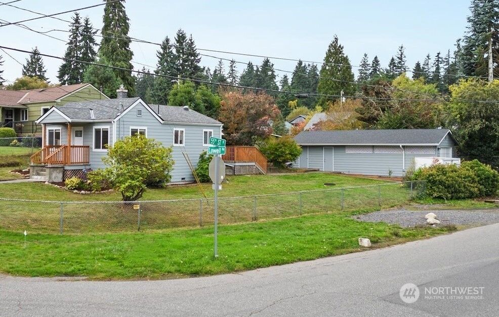 Property Photo:  5514 Lowell Road  WA 98203 
