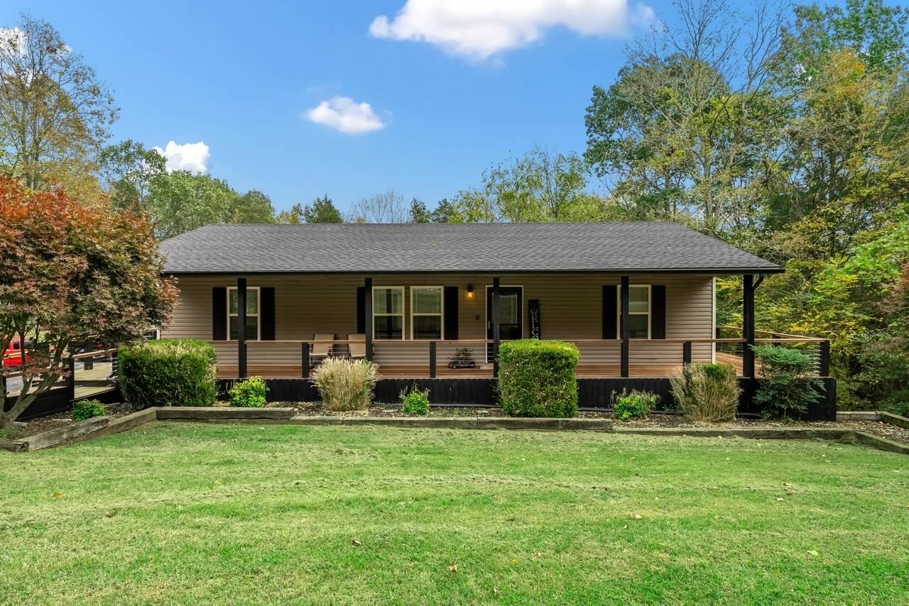 Property Photo:  380 Delane Flora Road  KY 42101 