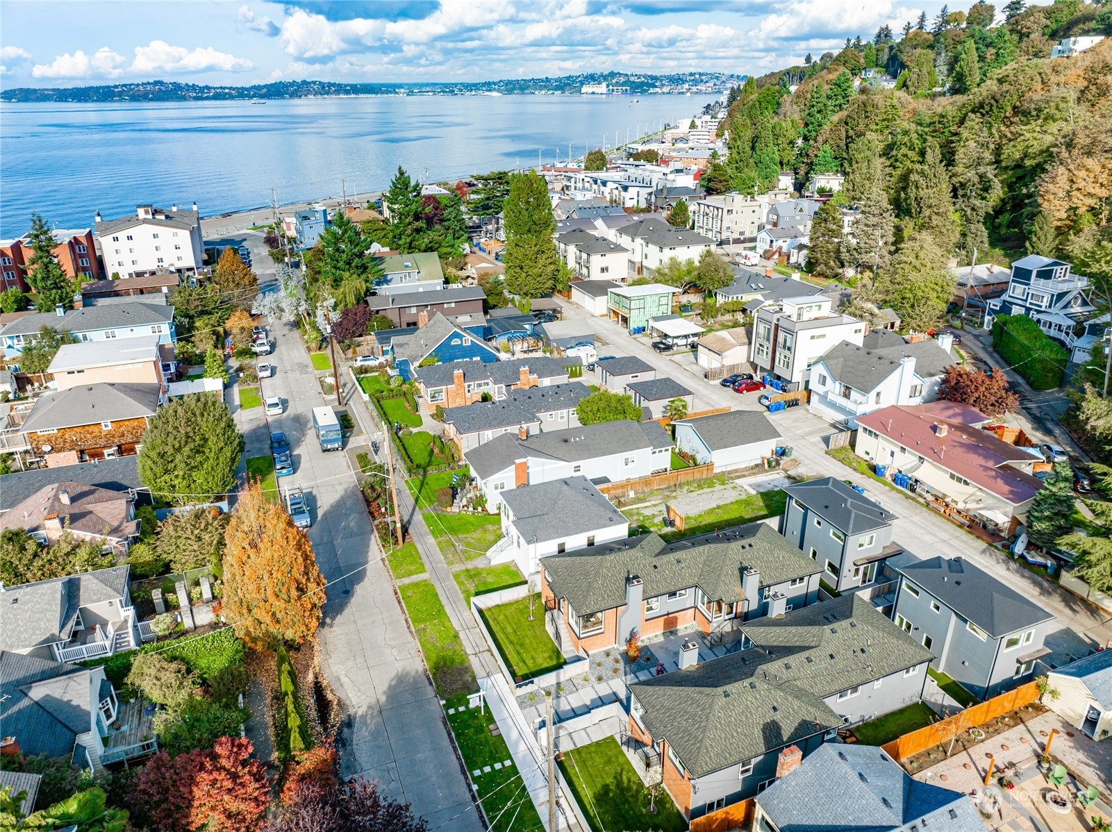 Property Photo: 2564 56th Avenue SW WA 98116
