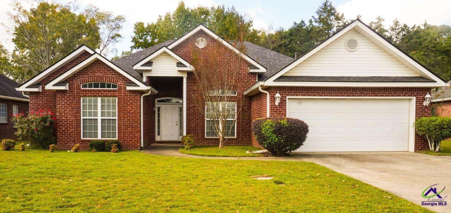 Property Photo:  305 Wilmington Drive  GA 31088 