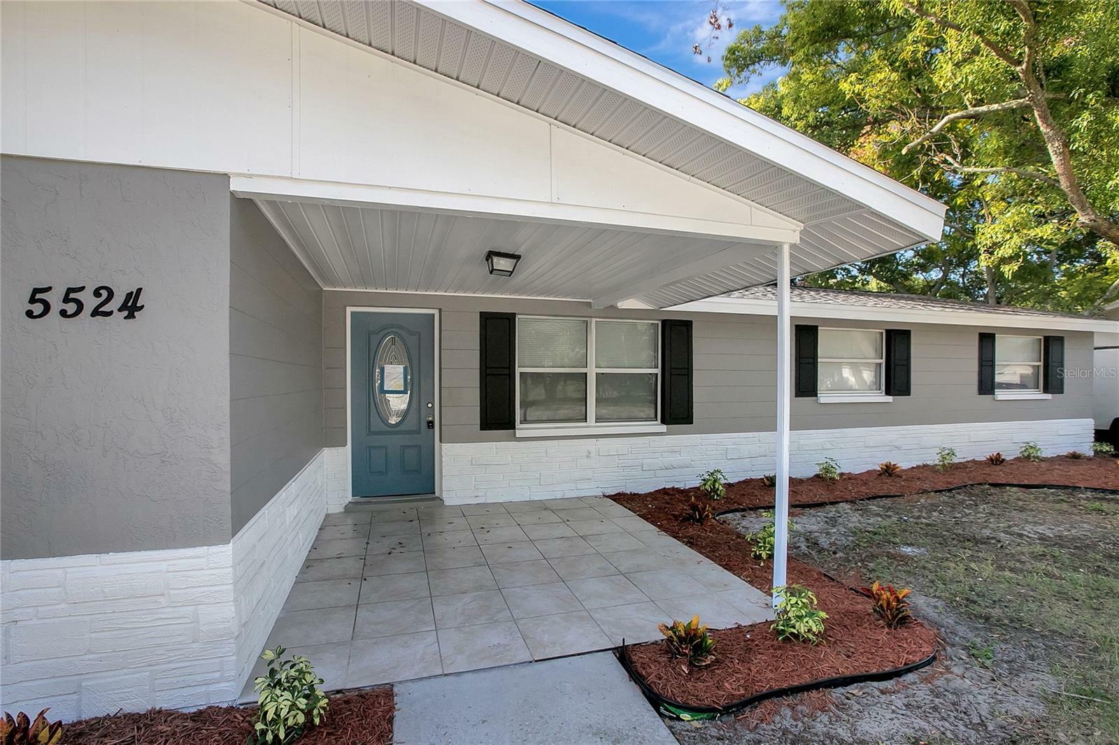 Property Photo:  5524 Ridgewood Drive  FL 34652 