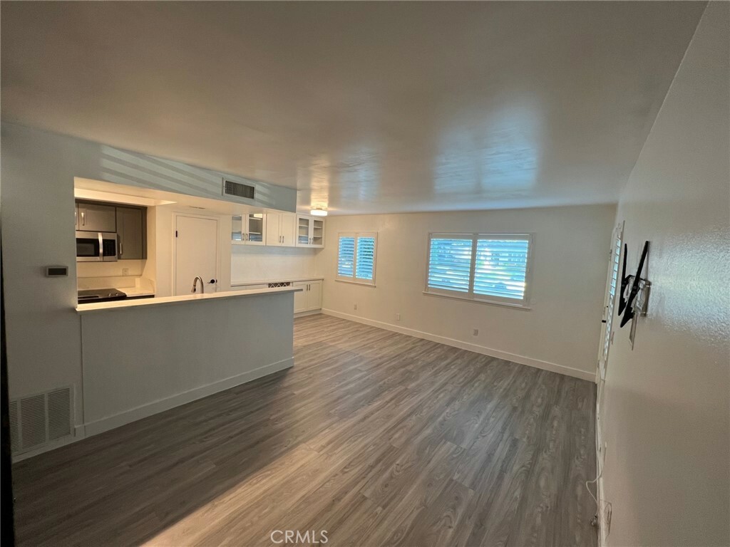 Property Photo:  1301 W 8th Street 3  CA 91786 