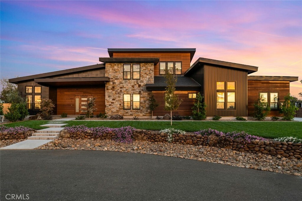 Property Photo: 5024 Guntren Road CA 95973