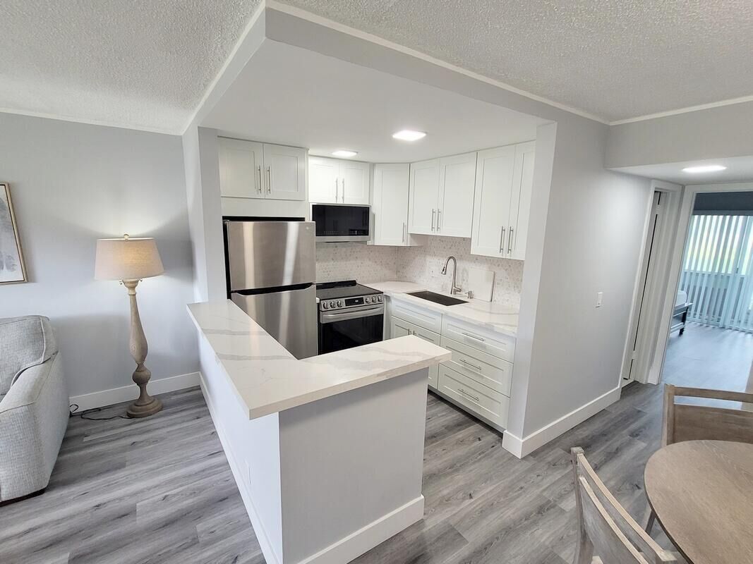 Property Photo: 101 Hastings G FL 33417