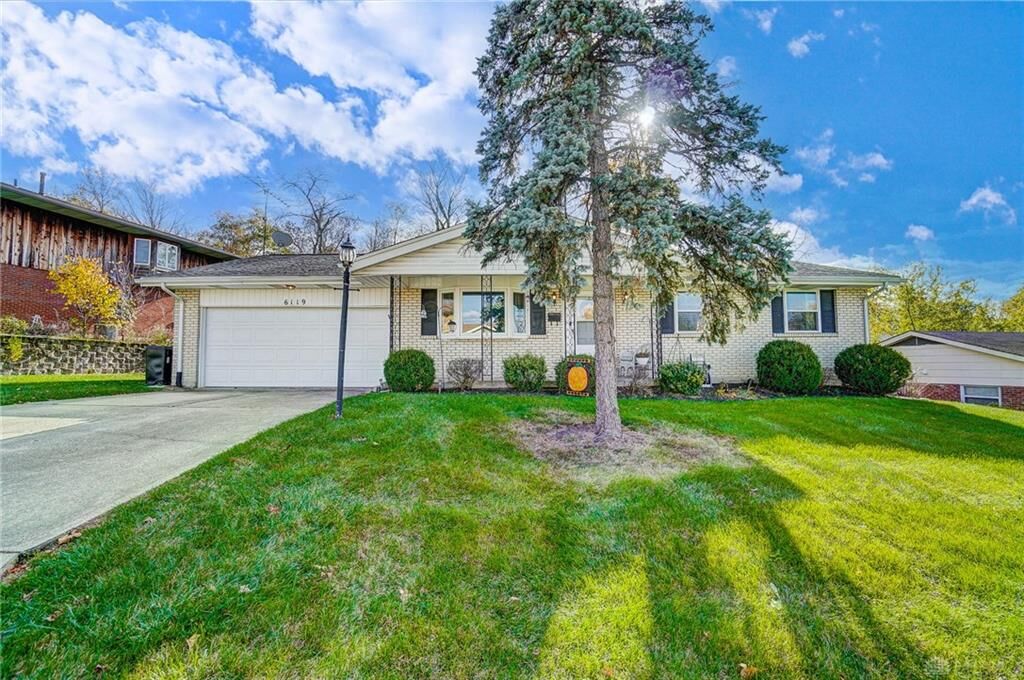 Property Photo: 6119 Clematis Drive OH 45449