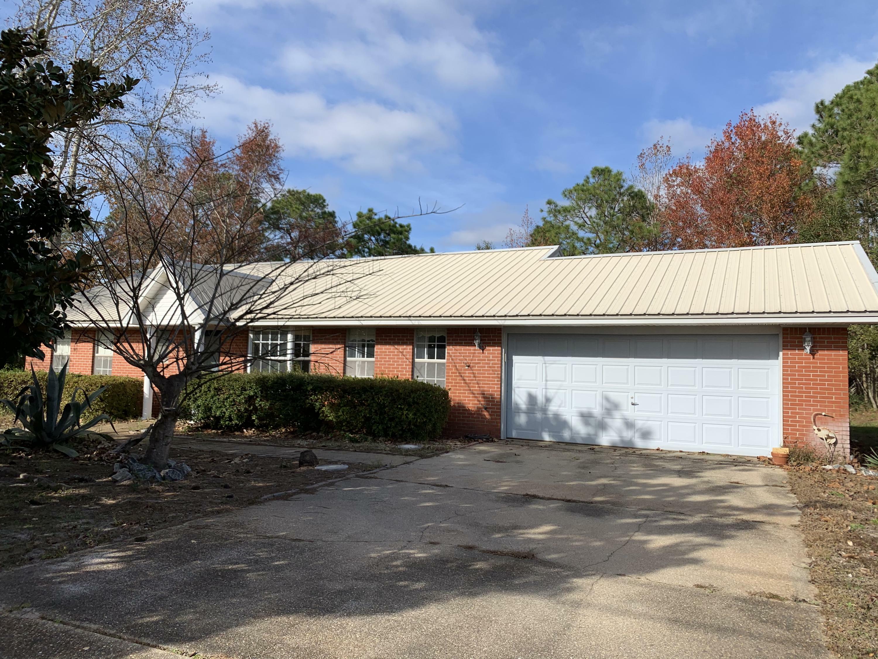 Property Photo: 6756 Liberty Street FL 32566