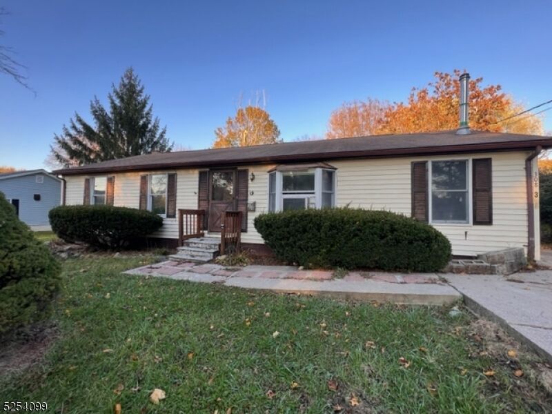 Property Photo:  308 Cook St  NJ 07840 