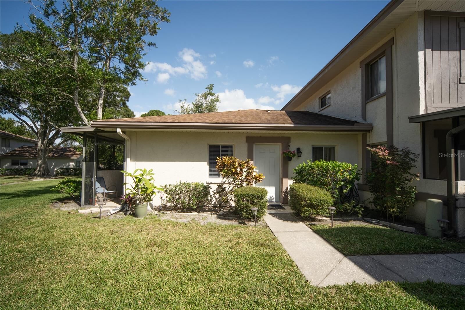 Property Photo:  1841 Bough Avenue A  FL 33760 