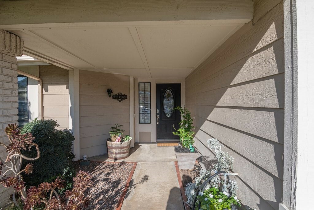 Property Photo: 30932 Greensboro Drive CA 92592